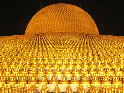  《阿育王寺》：金碧輝煌的佛陀光輝與泰式藝術精髓